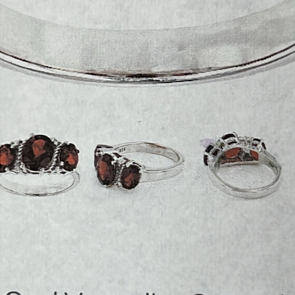 Vermelho Garnet & White Zircon Ring - Picture 9 of 9